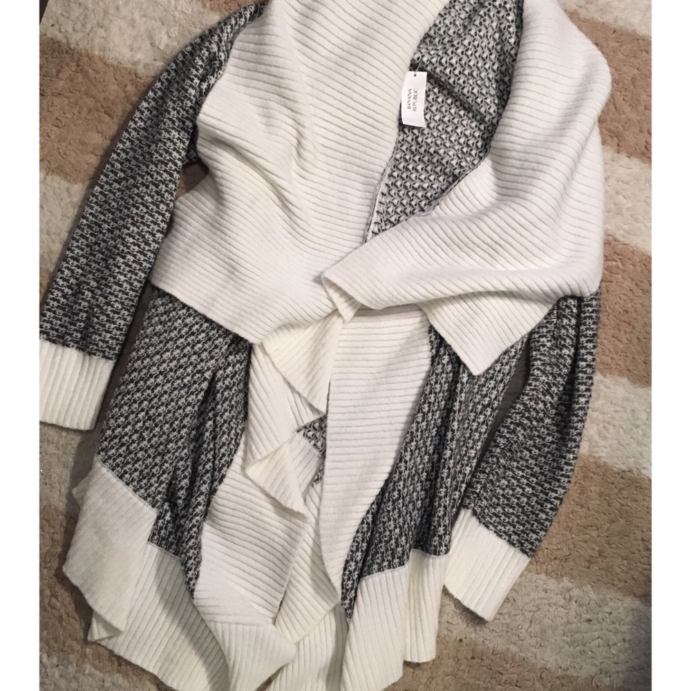 Banana Republic open cardigan (White/Black)